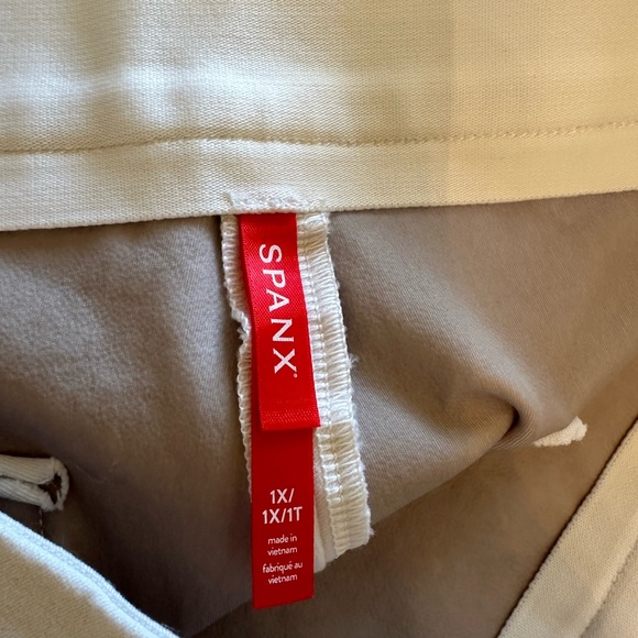 Spanx On-the-Go Slim Straight Ankle Pant Classic White Plus size 1X - Picture 2 of 6